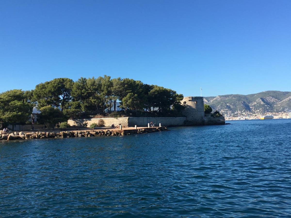 Au Coeur Du Vieux Toulon Au Calme Appartement Renove Climatise Confortable Etage Eleve Avec Ascenseur Proche Parking Et Toutes Commodites Dış mekan fotoğraf