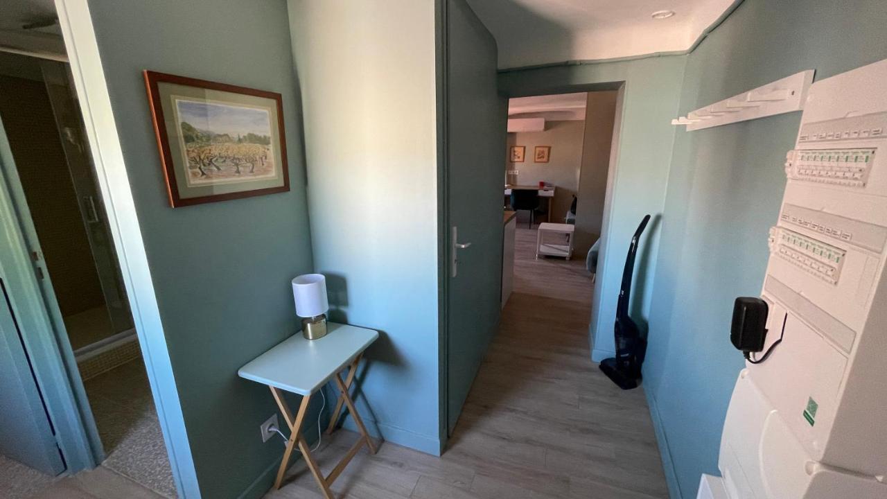 Au Coeur Du Vieux Toulon Au Calme Appartement Renove Climatise Confortable Etage Eleve Avec Ascenseur Proche Parking Et Toutes Commodites Dış mekan fotoğraf